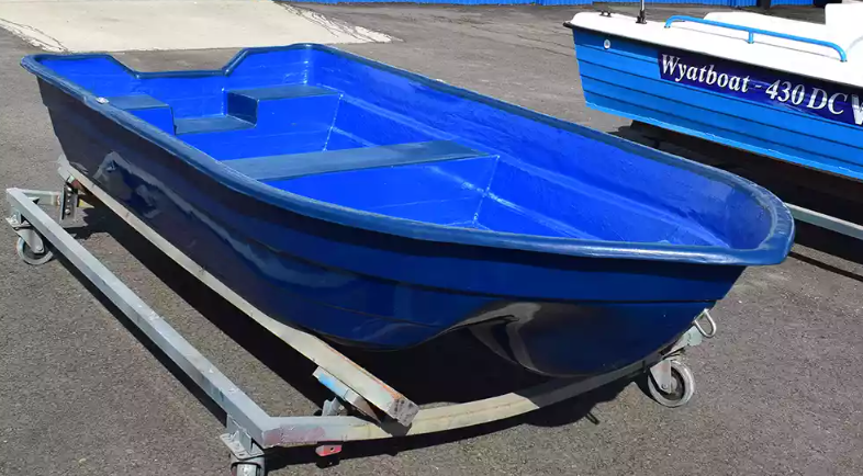 Стеклопластиковая лодка Neman-340 (тримаран) в Коврове