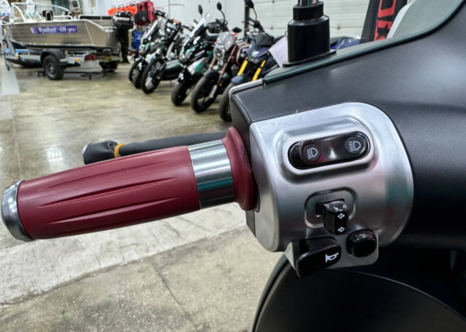 Скутер PROMAX Miami 240 (49) в Коврове