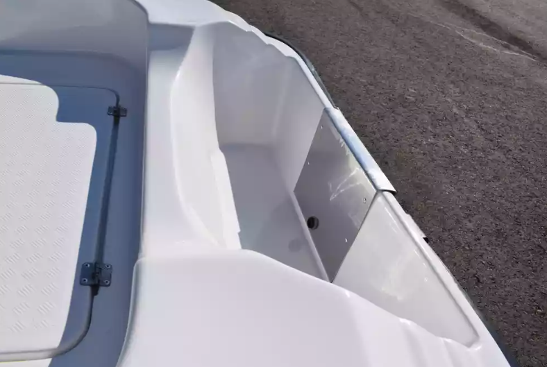 Стеклопластиковая лодка Пингвин (тримаран) в Коврове