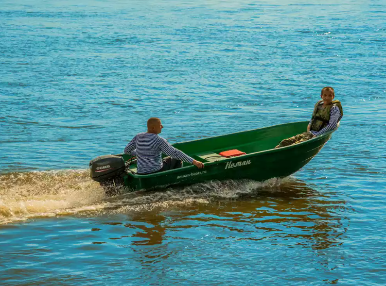 Стеклопластиковая лодка Neman-340 (тримаран) в Коврове