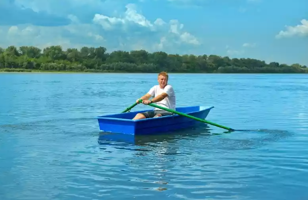 Стеклопластиковая лодка Малютка в Коврове