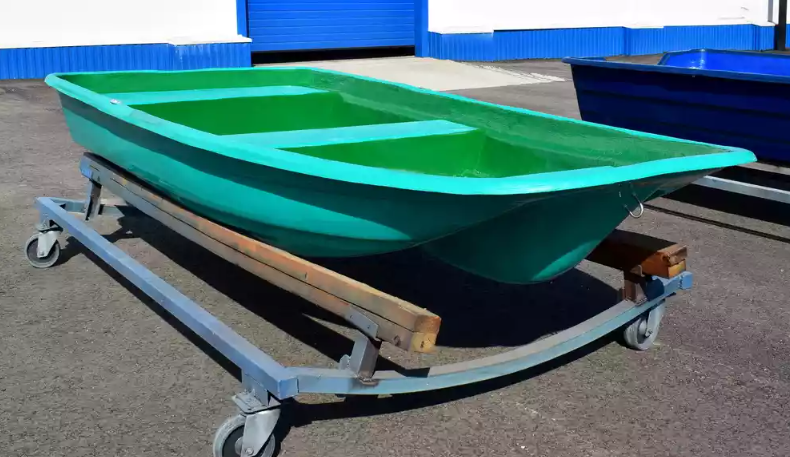 Стеклопластиковая лодка Старт (тримаран) в Коврове