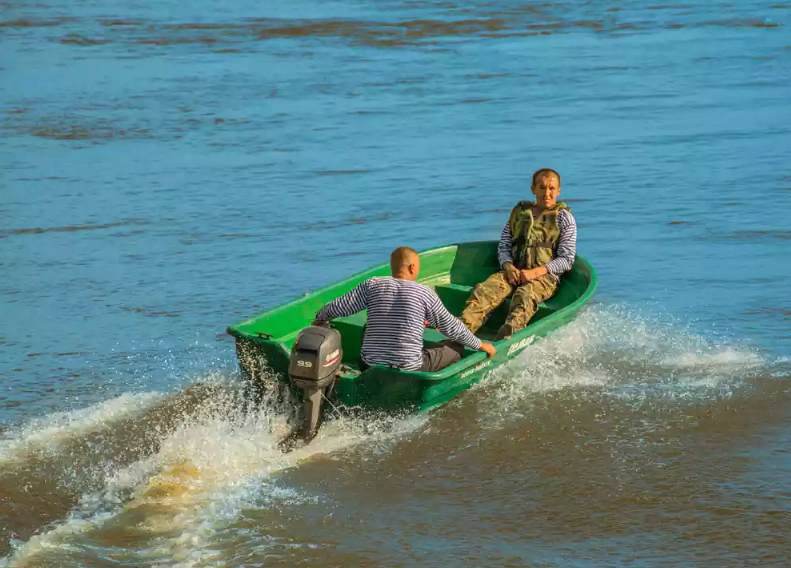 Стеклопластиковая лодка Neman-340 (тримаран) в Коврове