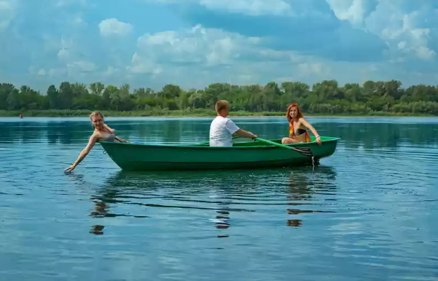 Стеклопластиковая Лодка Голавль в Коврове