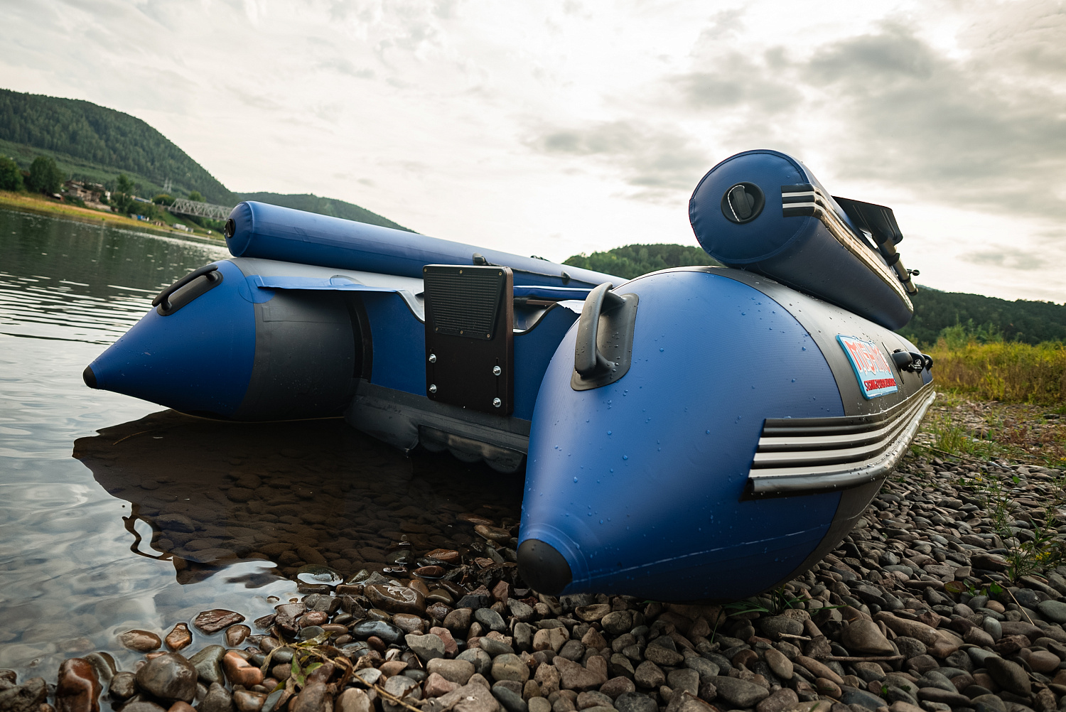 Лодка MISHIMO RIVER FJET PRO 430  под водомет в Коврове