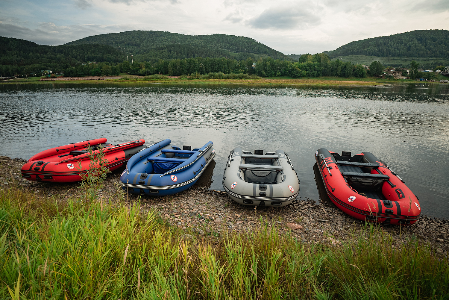 Лодка MISHIMO RIVER FJET PRO 430  под водомет в Коврове