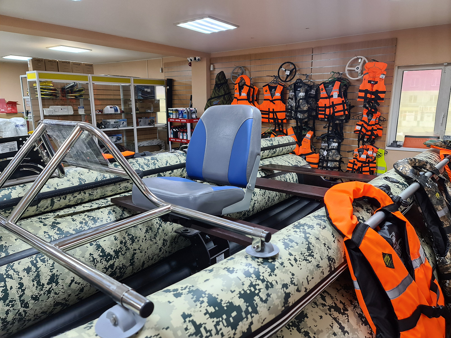 КРЕСЛО МЯГКОЕ РАСКЛАДНОЕ С ПОВОРОТНЫМ МЕХАНИЗМОМ ДЛЯ ЛОДОК в Коврове